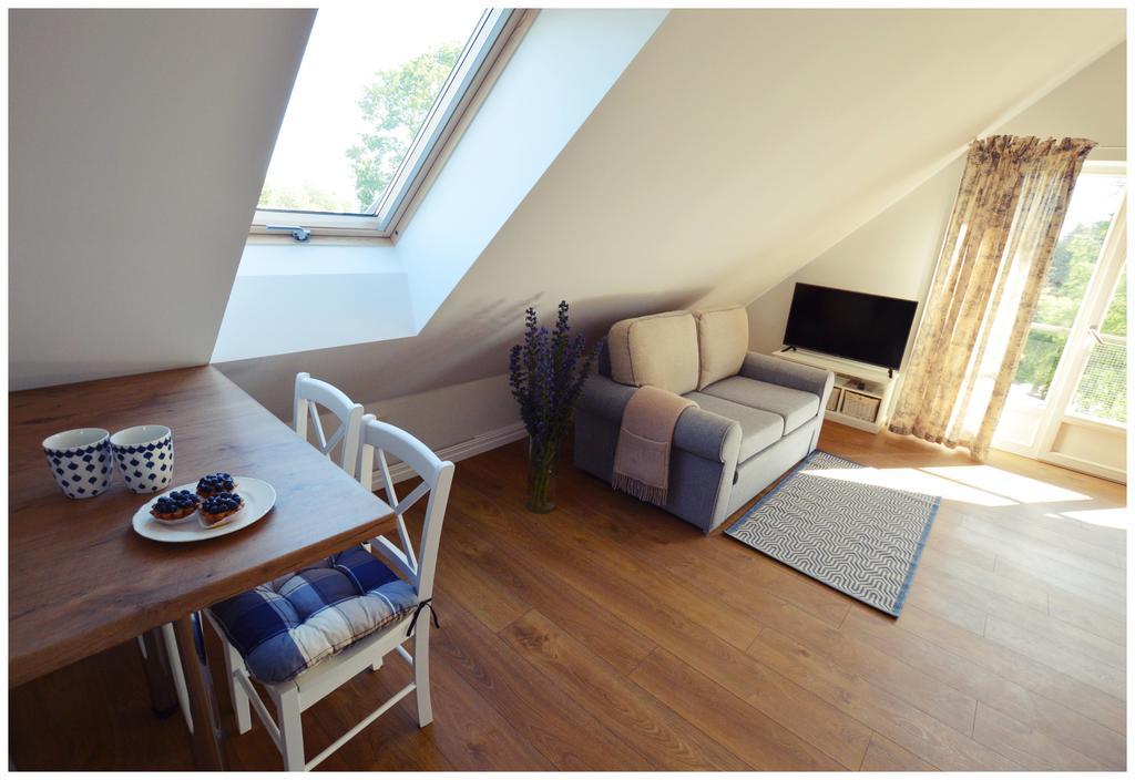Smelynas Neringa Apartments プレイラ 部屋 写真