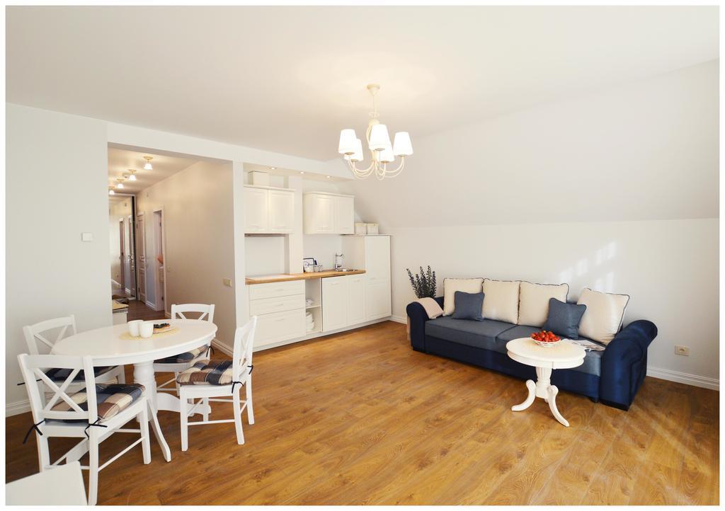 Smelynas Neringa Apartments プレイラ 部屋 写真
