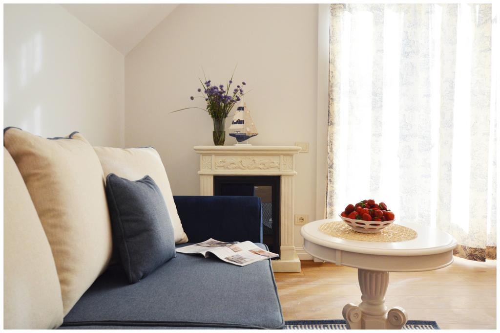 Smelynas Neringa Apartments プレイラ 部屋 写真